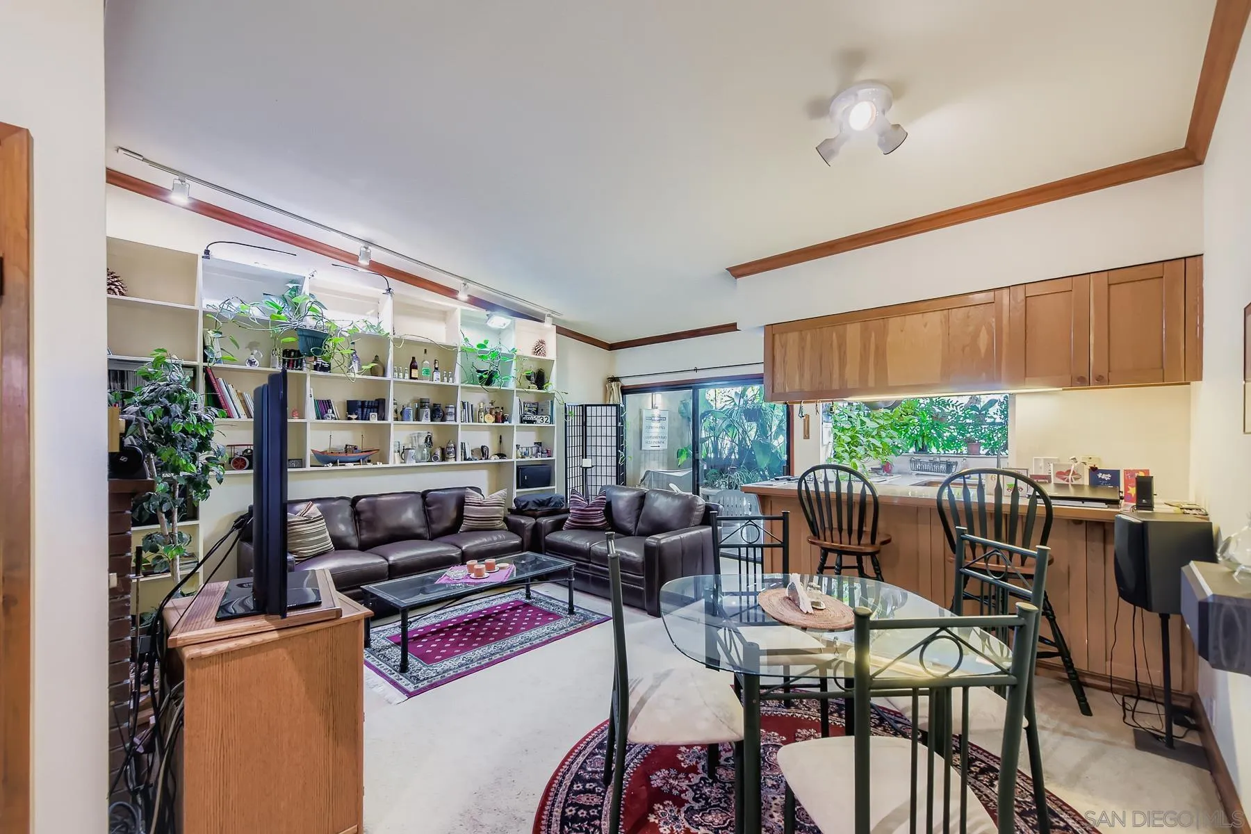 https://cdn.realtyfeed.com/cdn/127/250036407/2b8bca2305e9a26ff0430a9863f85def.webp