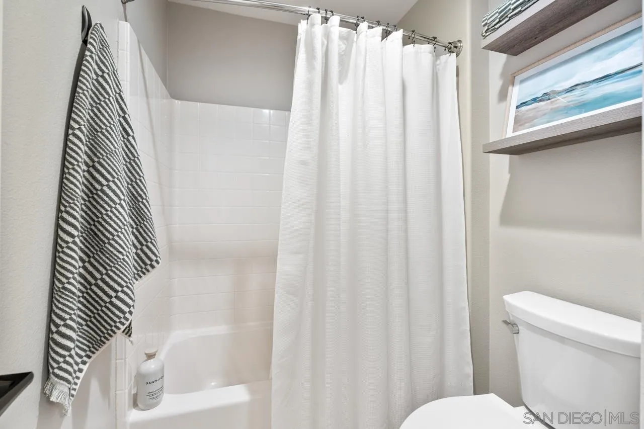 https://cdn.realtyfeed.com/cdn/127/250036408/000f157c2031098283a5d8a347ee5b60.webp