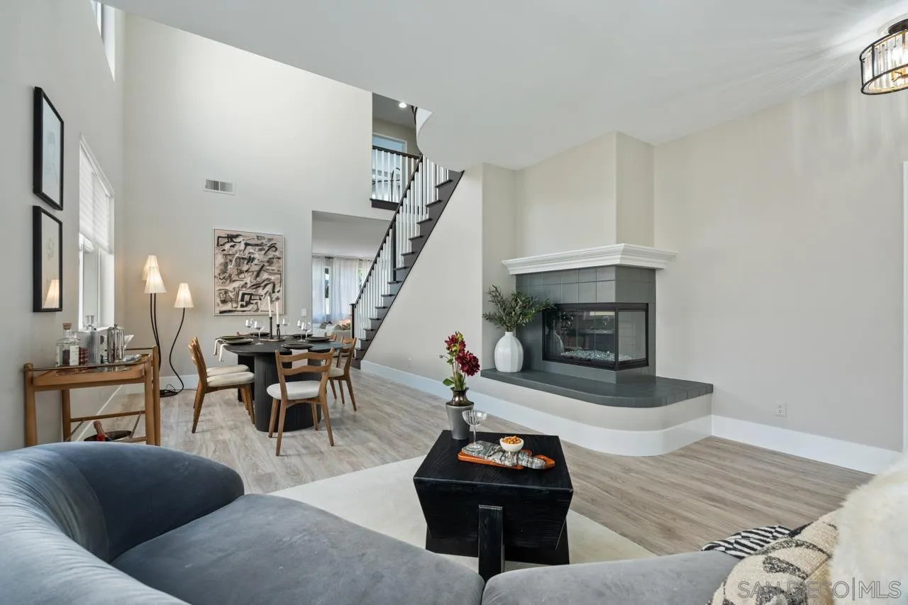 https://cdn.realtyfeed.com/cdn/127/250036408/46897772715c89103f02f7a825a970b9.webp