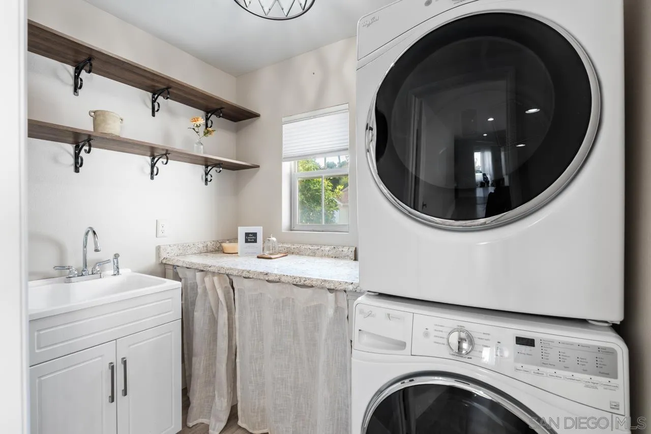 https://cdn.realtyfeed.com/cdn/127/250036408/a947cc444f680c7ebd77187747af1118.webp