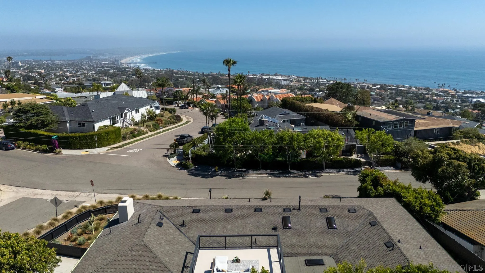 https://cdn.realtyfeed.com/cdn/127/250036409/07dd2234bf3e6b69cd8d8f8e73affba3.webp