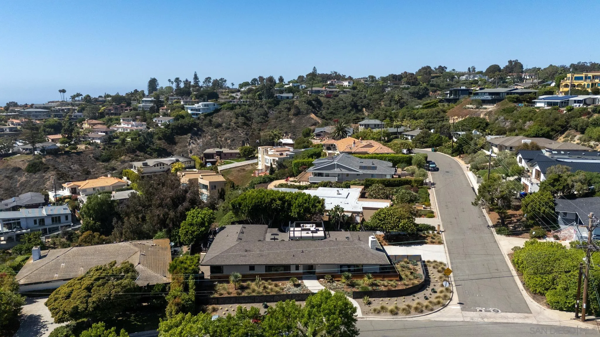 https://cdn.realtyfeed.com/cdn/127/250036409/36cc97f0f016ed9bf0266f5d318a96c7.webp