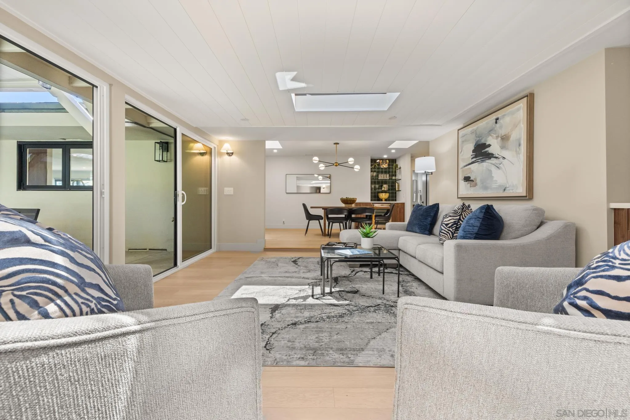 https://cdn.realtyfeed.com/cdn/127/250036409/913d6f7d8b4904c371d87d66dbb225f9.webp