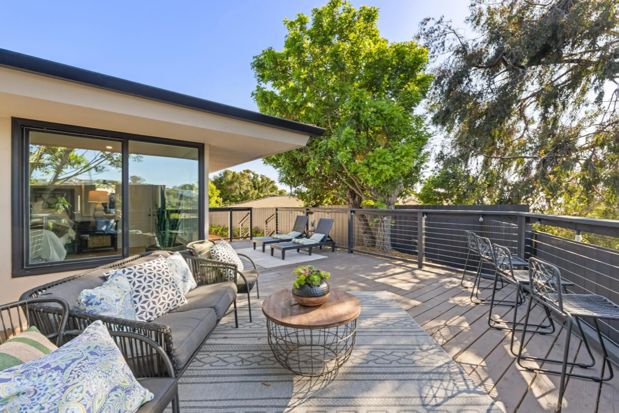 https://cdn.realtyfeed.com/cdn/127/250036409/99ead09a028640424d79ab92414a16e9.webp