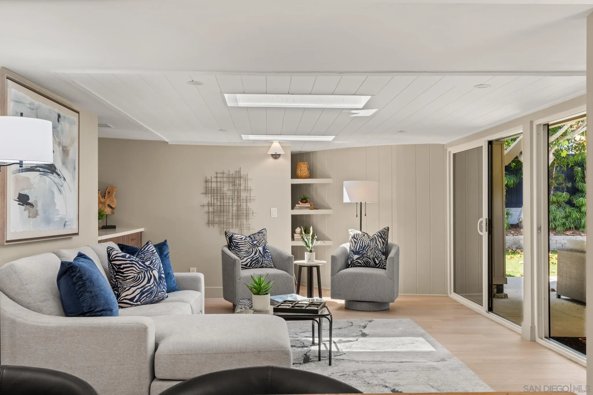 https://cdn.realtyfeed.com/cdn/127/250036409/a720b6cc1435b464ac06241a4d0e5dbf.webp