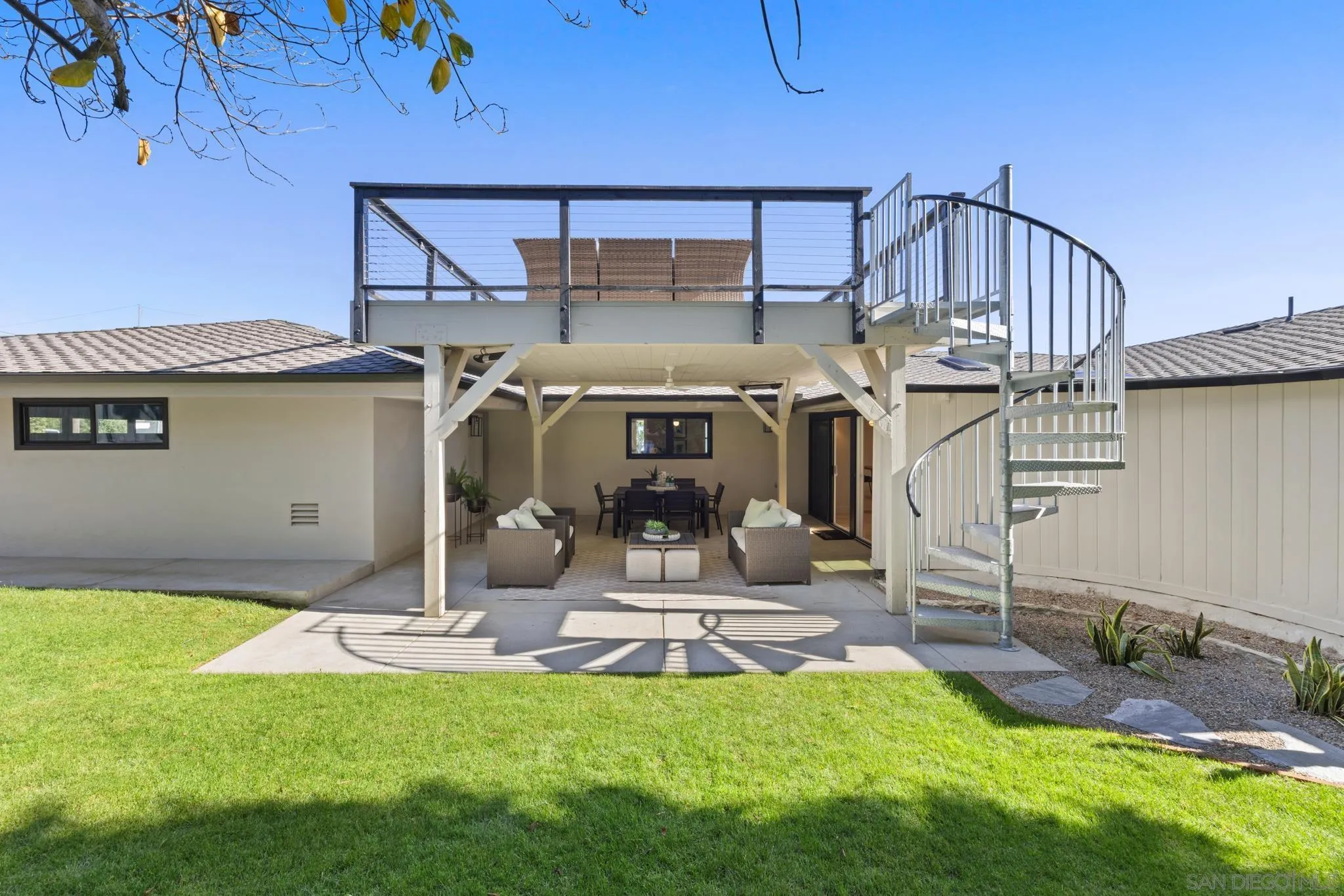 https://cdn.realtyfeed.com/cdn/127/250036409/c6a1f5f90a752f55b874482729634eb1.webp