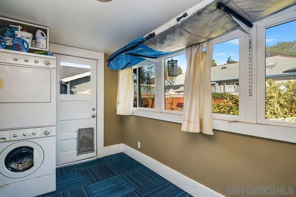 https://cdn.realtyfeed.com/cdn/127/250036417/3c6f06f39511f44a715c2f8c83312988.webp