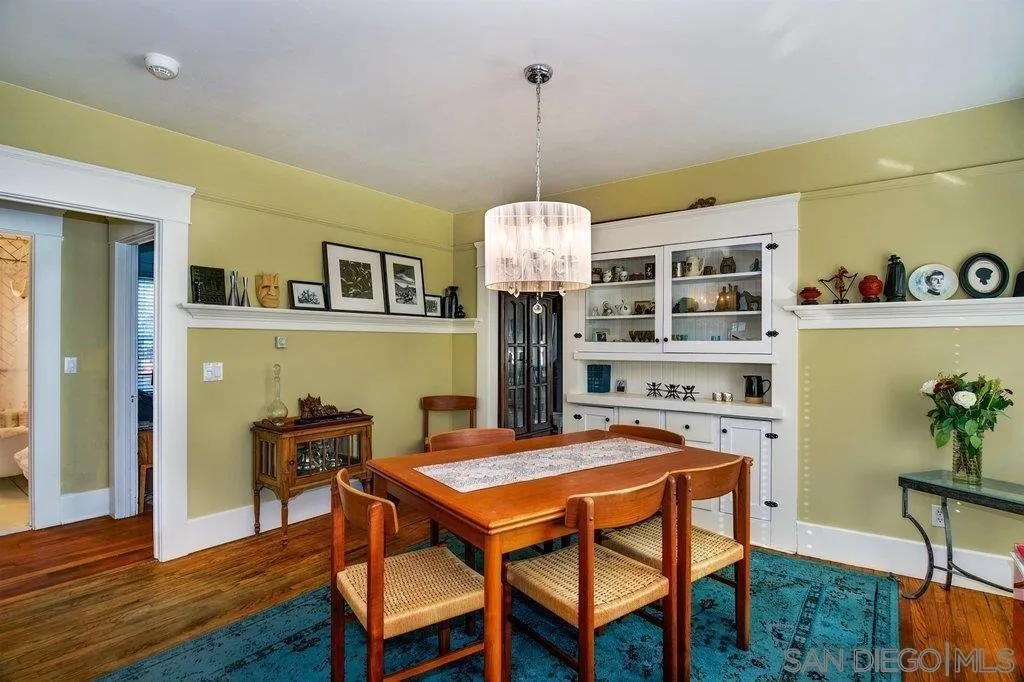 https://cdn.realtyfeed.com/cdn/127/250036417/db89d8ed6d80afca4bbc868d6b24e6f8.webp