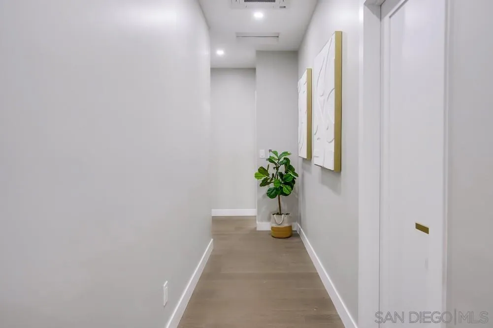 https://cdn.realtyfeed.com/cdn/127/250036424/51c23dfa99796949e6c09cd373225826.webp