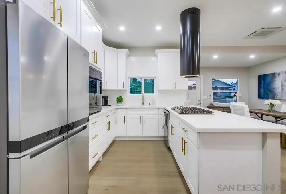 https://cdn.realtyfeed.com/cdn/127/250036424/a821cf5b1f61c4216bd243ce398a8daf.webp