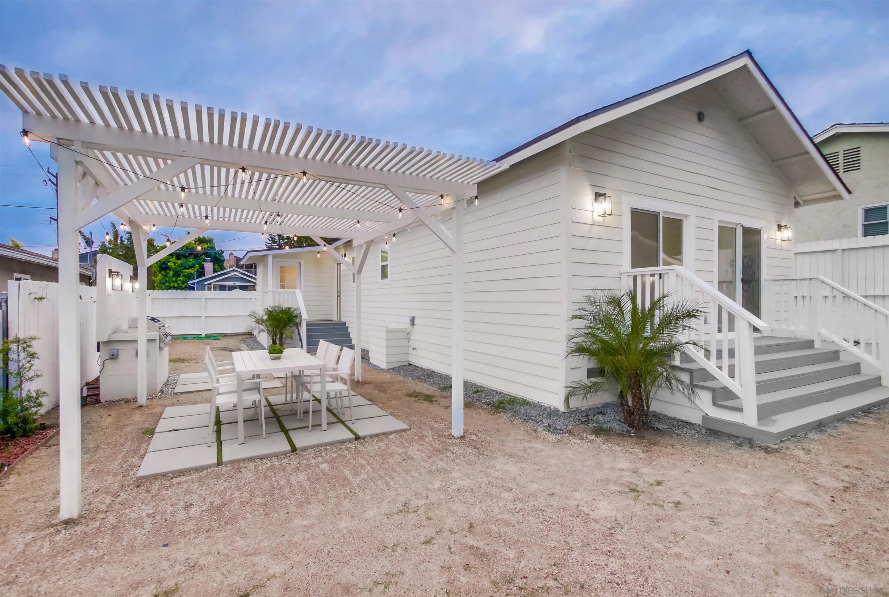 https://cdn.realtyfeed.com/cdn/127/250036424/ed620a6d43a3198c93a4103aa50d56dc.webp