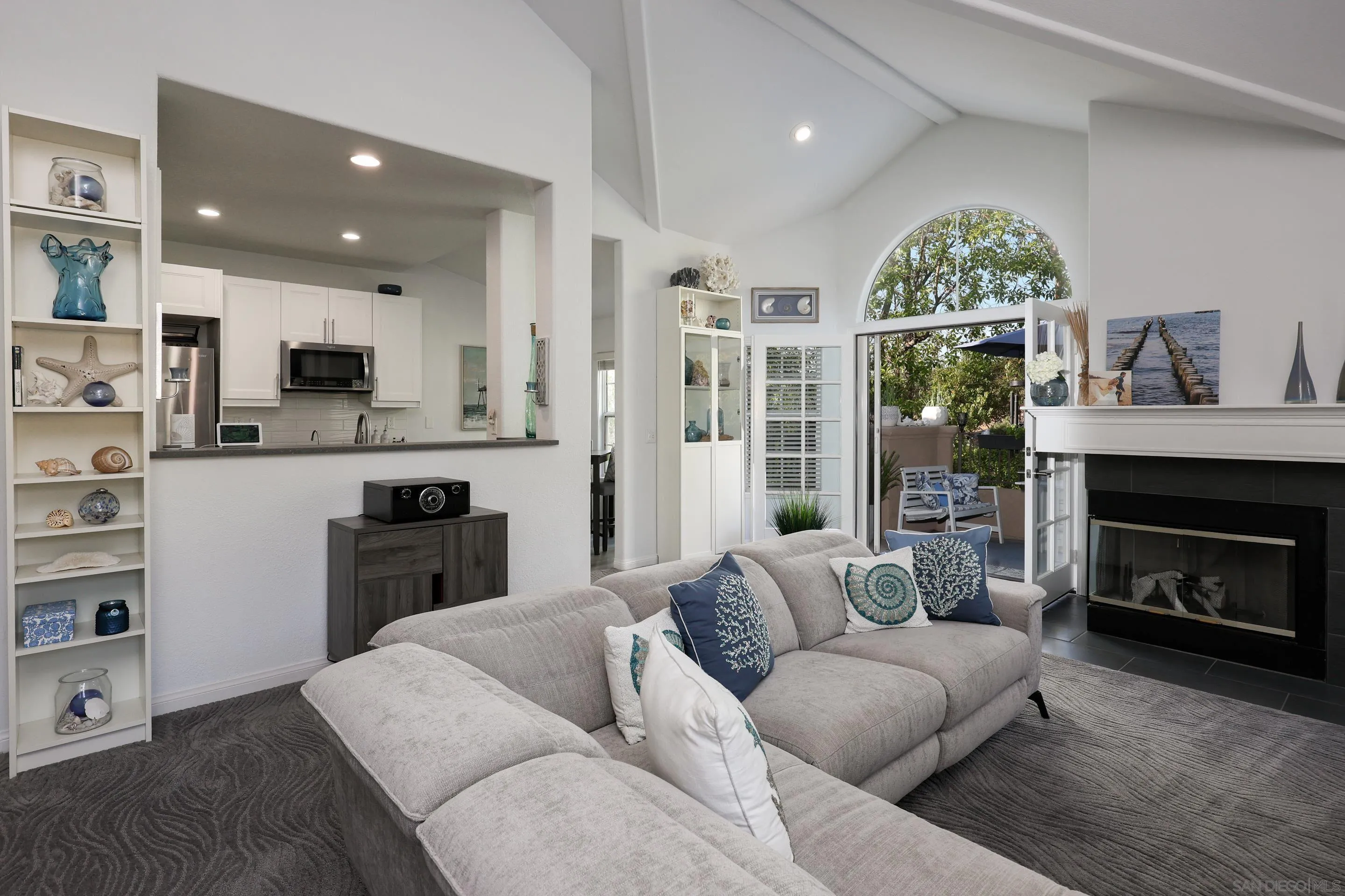 Photo #6: 250036425 Listing 