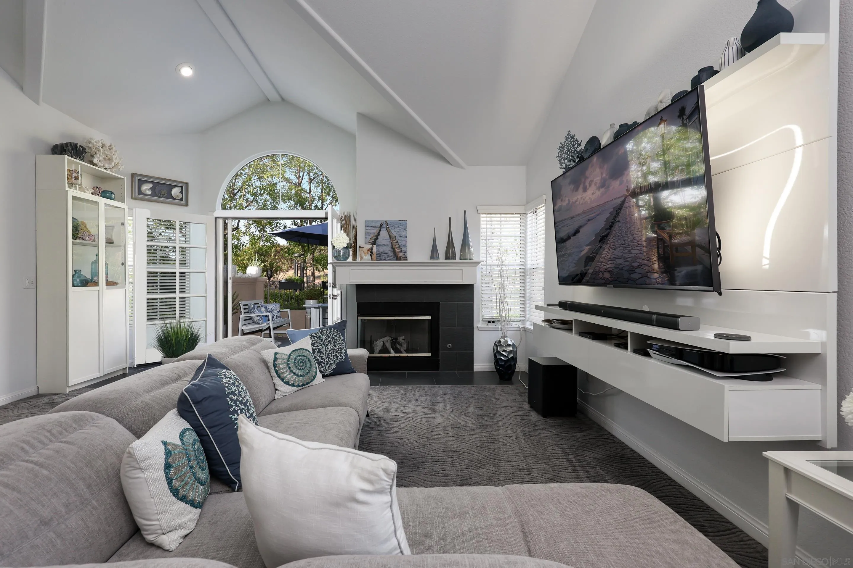Photo #5: 250036425 Listing 