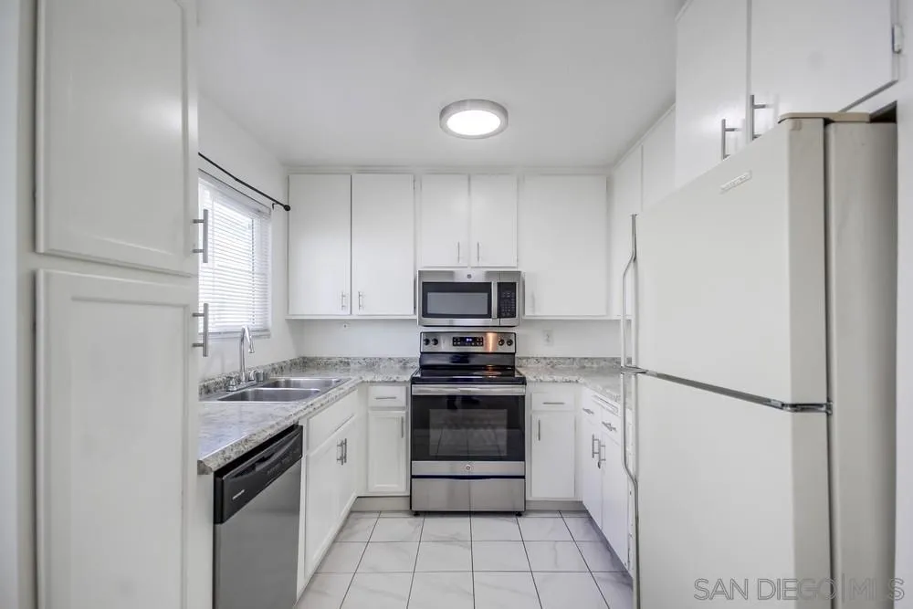 https://cdn.realtyfeed.com/cdn/127/250036426/3908c905995098ef8734c73048935e2e.webp