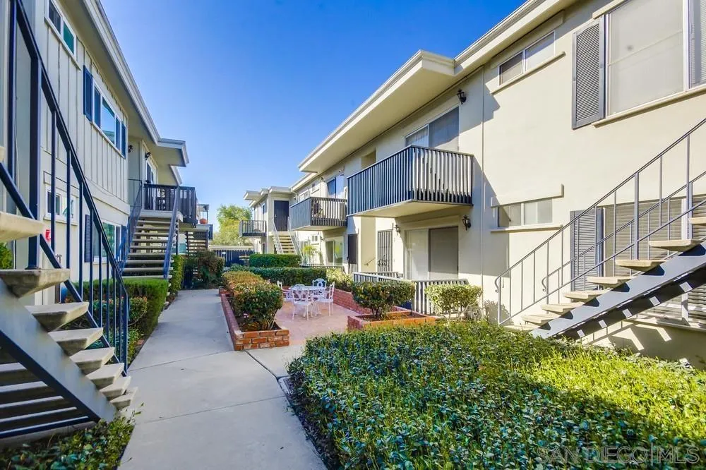 https://cdn.realtyfeed.com/cdn/127/250036426/6ebebd33255c735f2d11c3f58e827fcb.webp