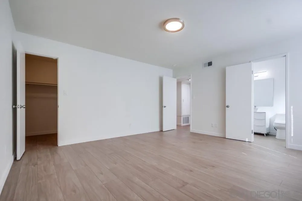 https://cdn.realtyfeed.com/cdn/127/250036426/bca26ed1f7d9e793ecf515ccc550eda6.webp