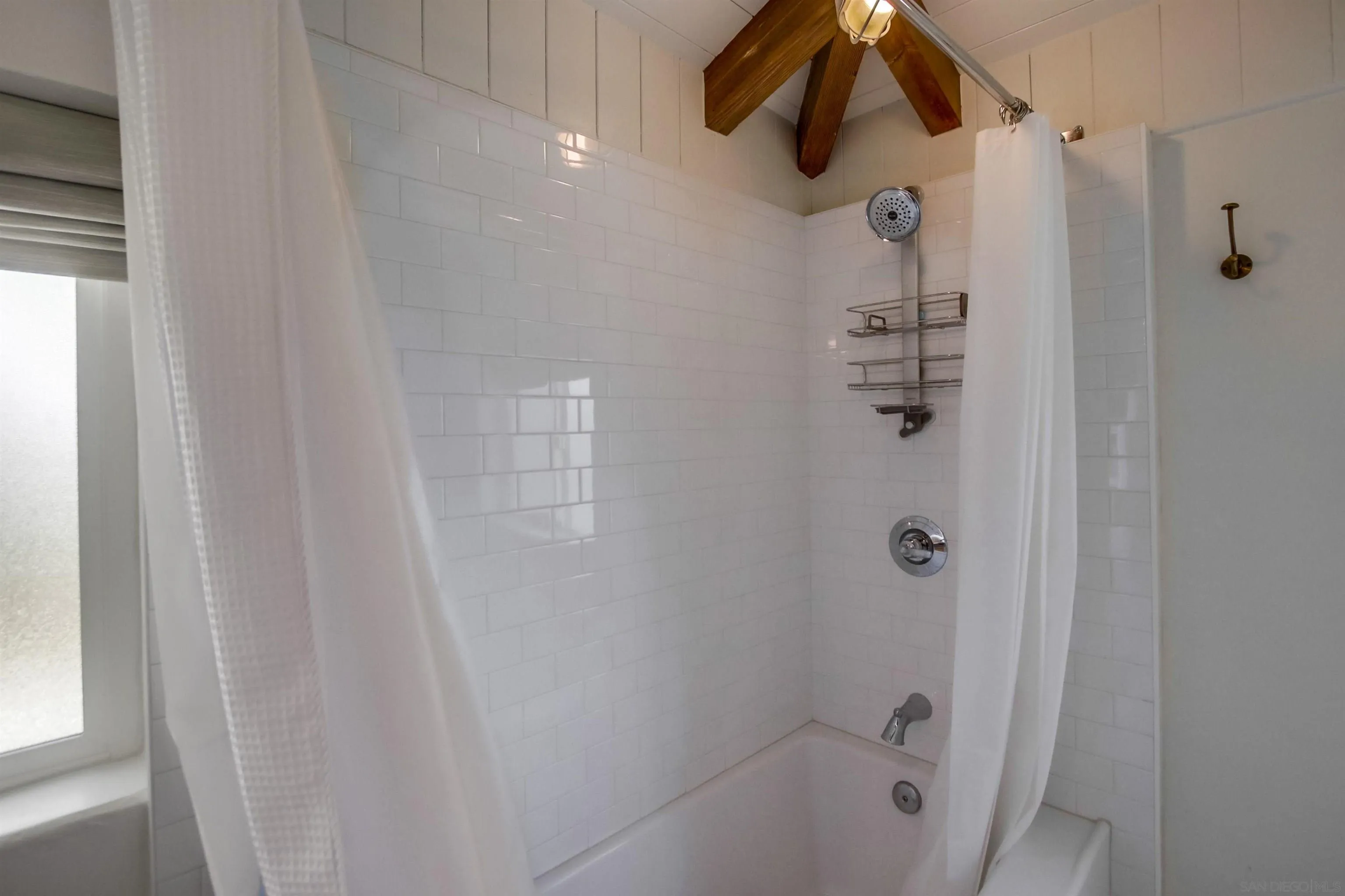 https://cdn.realtyfeed.com/cdn/127/250036432/44e370769cf09a3d54e001b245a4b1de.webp