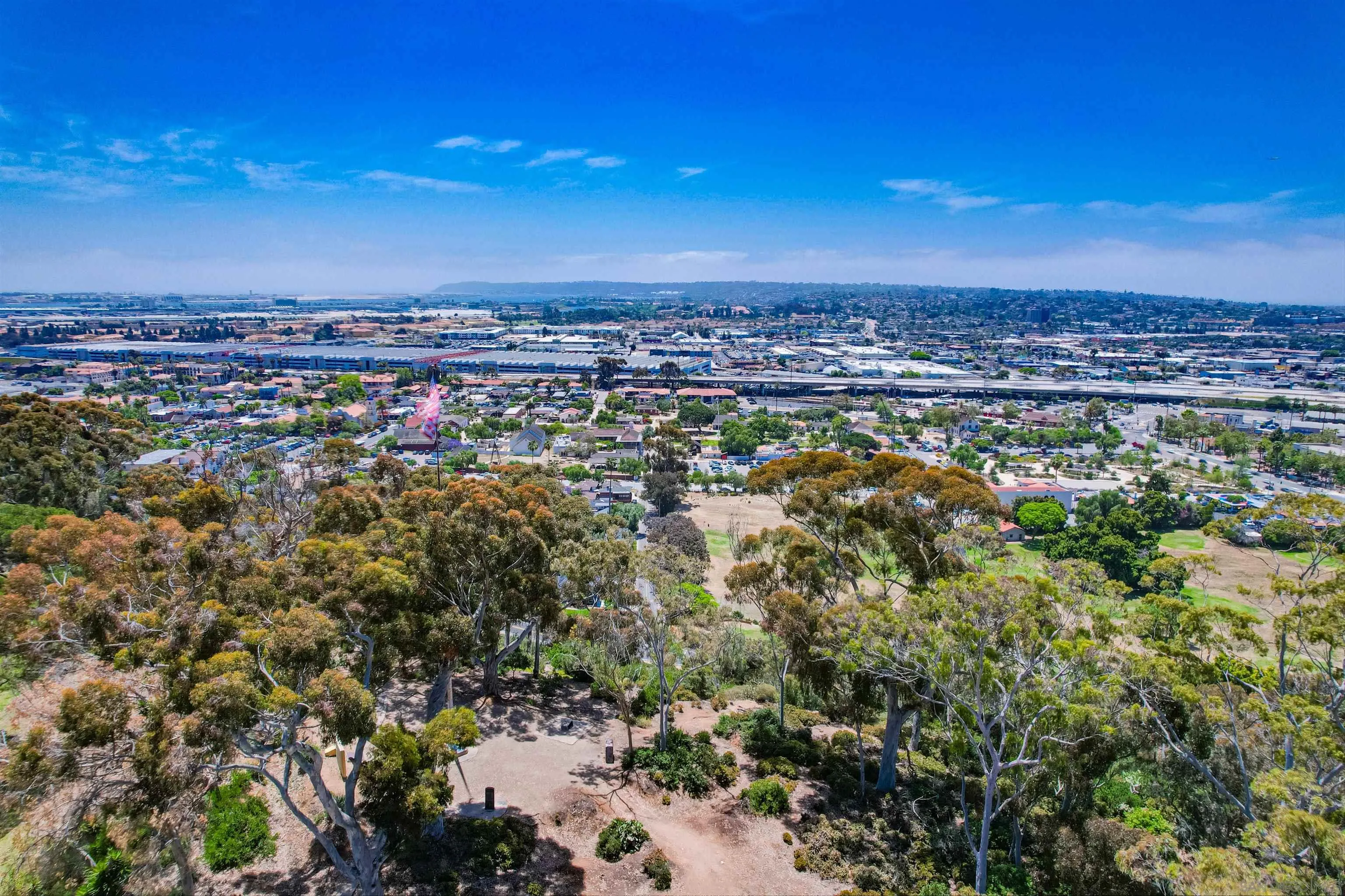 https://cdn.realtyfeed.com/cdn/127/250036432/4a411c73bd770dbbed7ff1069753d09d.webp