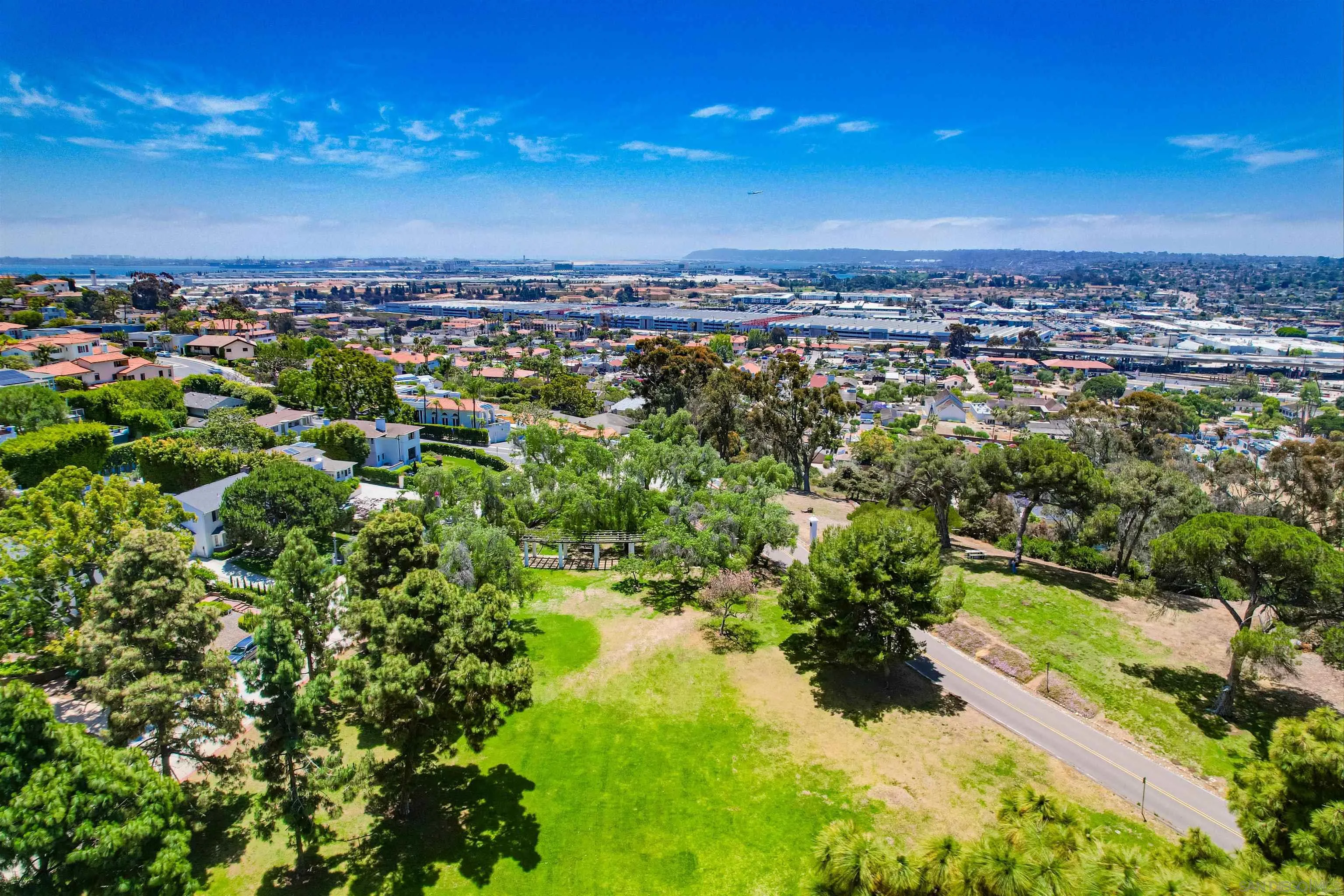 https://cdn.realtyfeed.com/cdn/127/250036432/8871967c3133d1dd515fe1aa89b71ea2.webp
