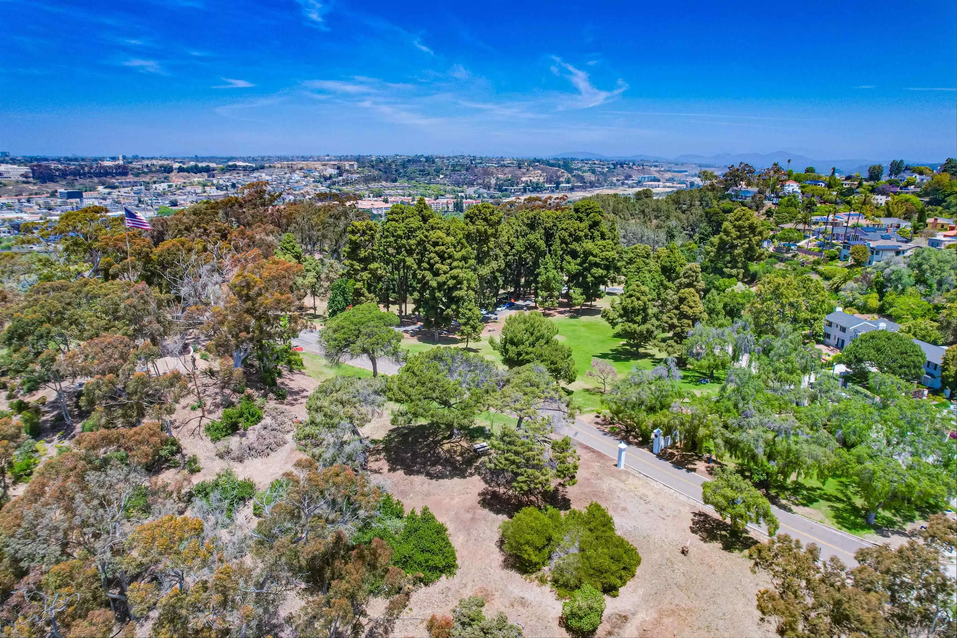 https://cdn.realtyfeed.com/cdn/127/250036432/ea8fb57c366304beb6a21dc1615b2acf.webp