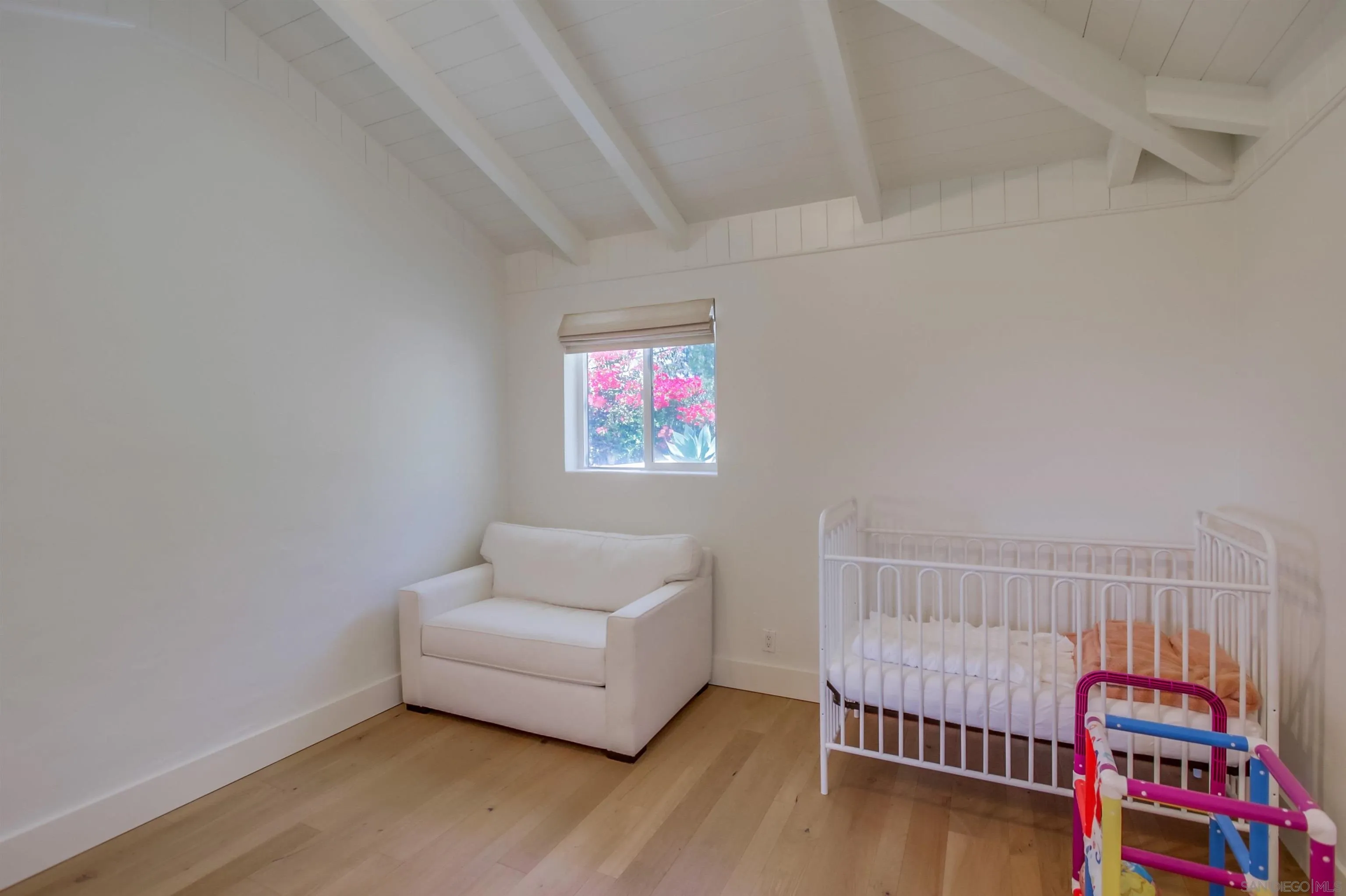 https://cdn.realtyfeed.com/cdn/127/250036432/f8643e64c0f3d501cdd1394a77eb7ccc.webp
