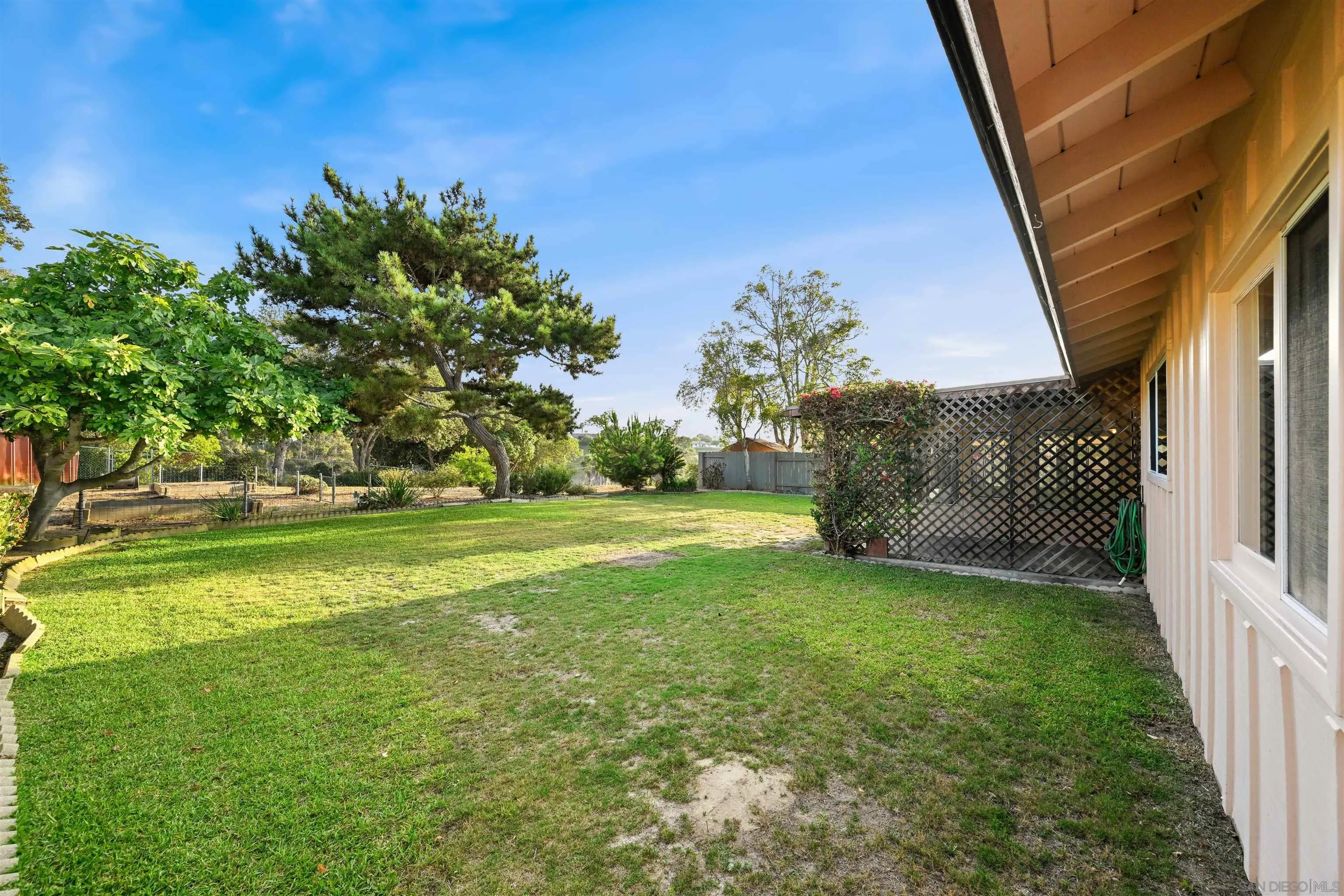 https://cdn.realtyfeed.com/cdn/127/250036434/77fee6819f38a13d940e7ea48dd45645.webp