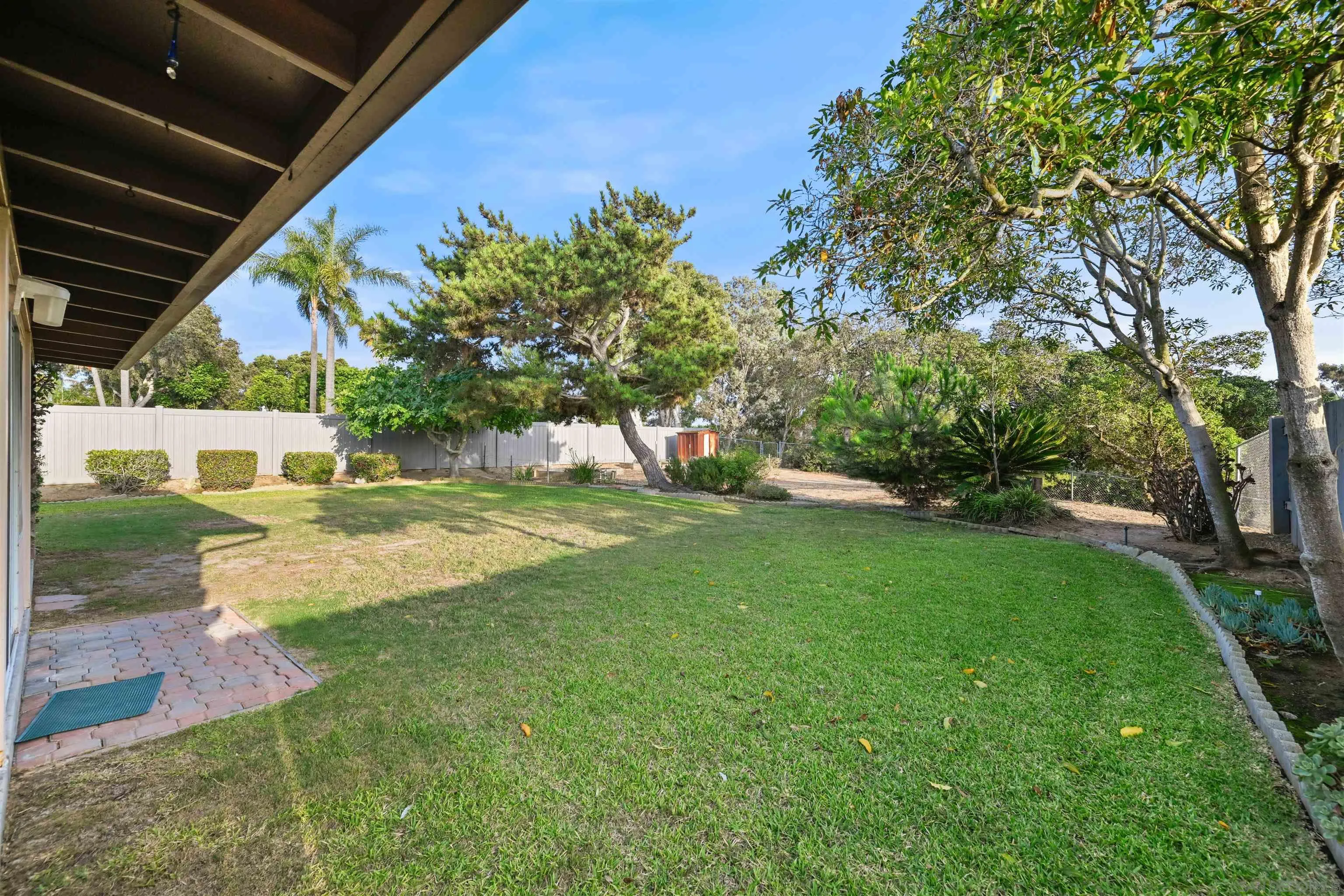 https://cdn.realtyfeed.com/cdn/127/250036434/c56f4f3aa0cb80b4af7c3e8186670bad.webp