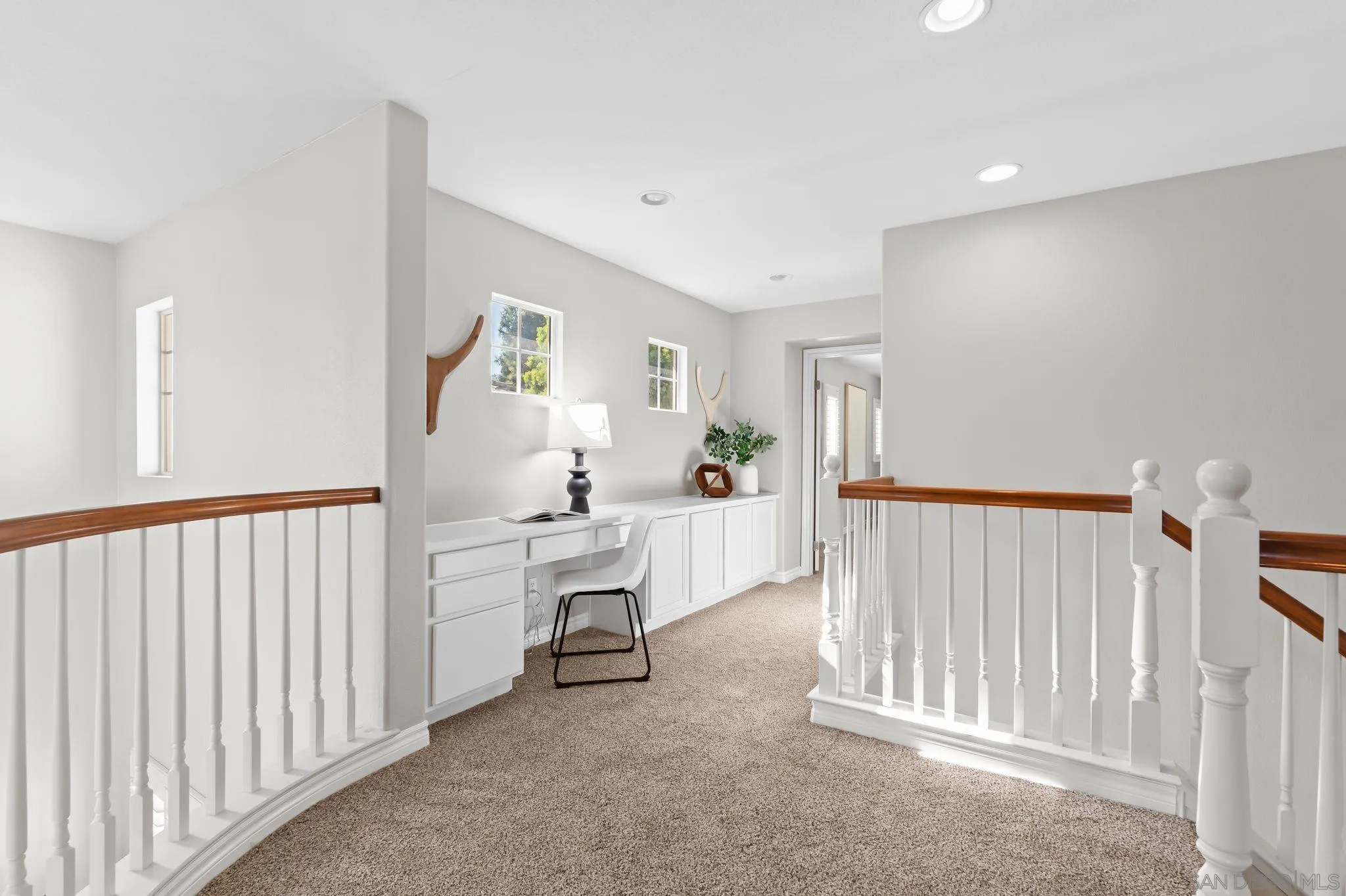https://cdn.realtyfeed.com/cdn/127/250036435/abfd7788568ba0b944c3a155bd933df4.webp