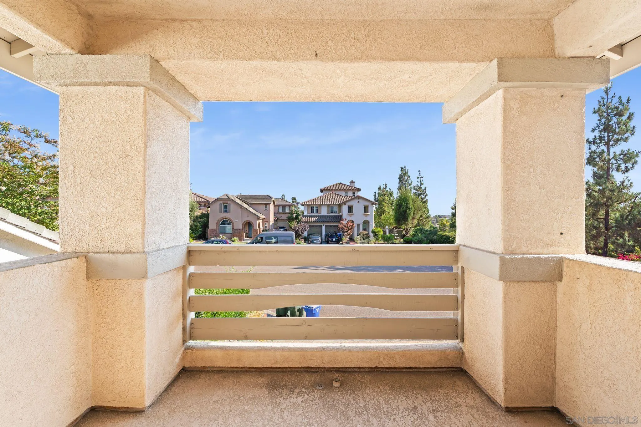 https://cdn.realtyfeed.com/cdn/127/250036435/c30f77b1017667d422614402bedc0b0c.webp
