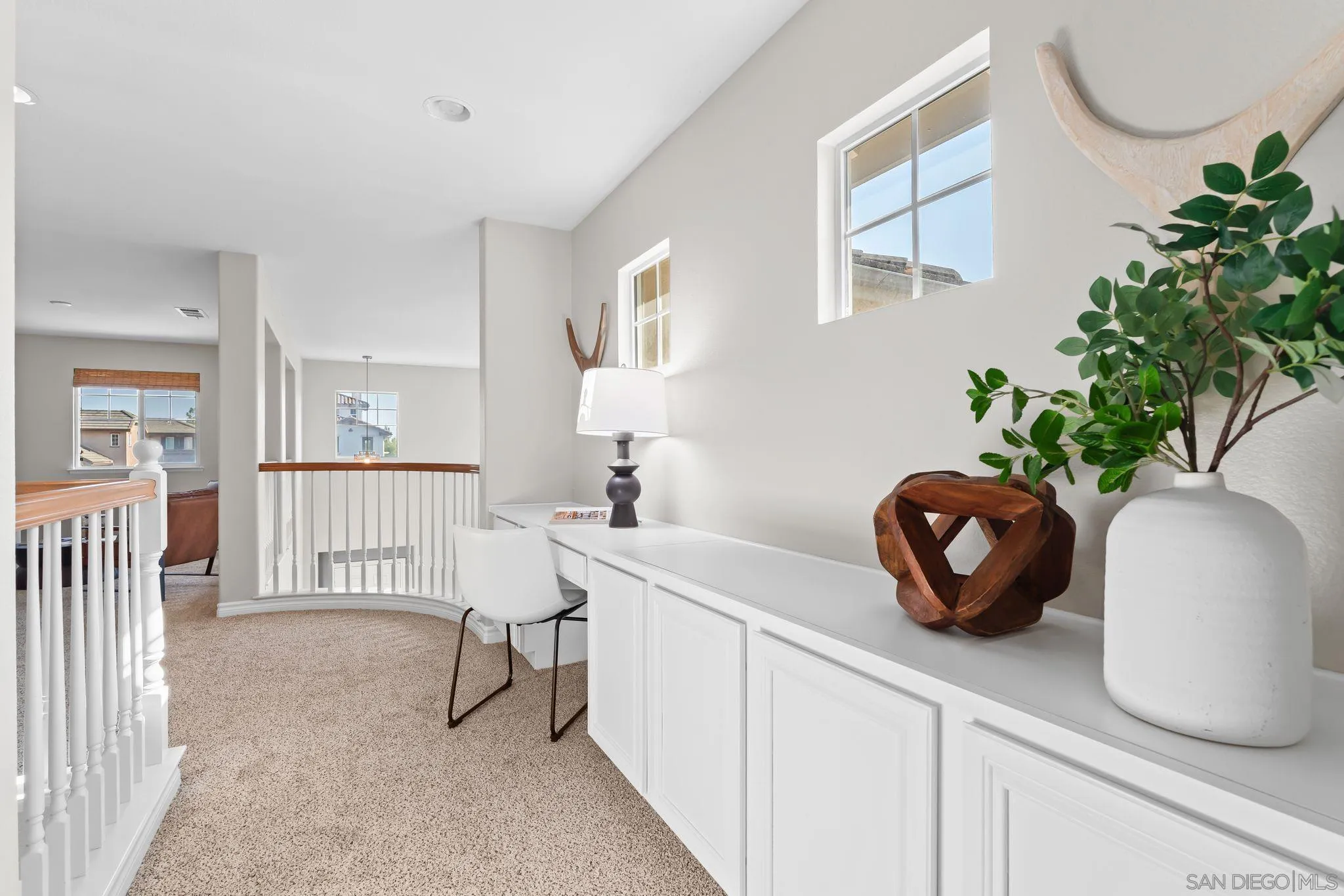 https://cdn.realtyfeed.com/cdn/127/250036435/dfe406a430b7e7b008224301898325a6.webp