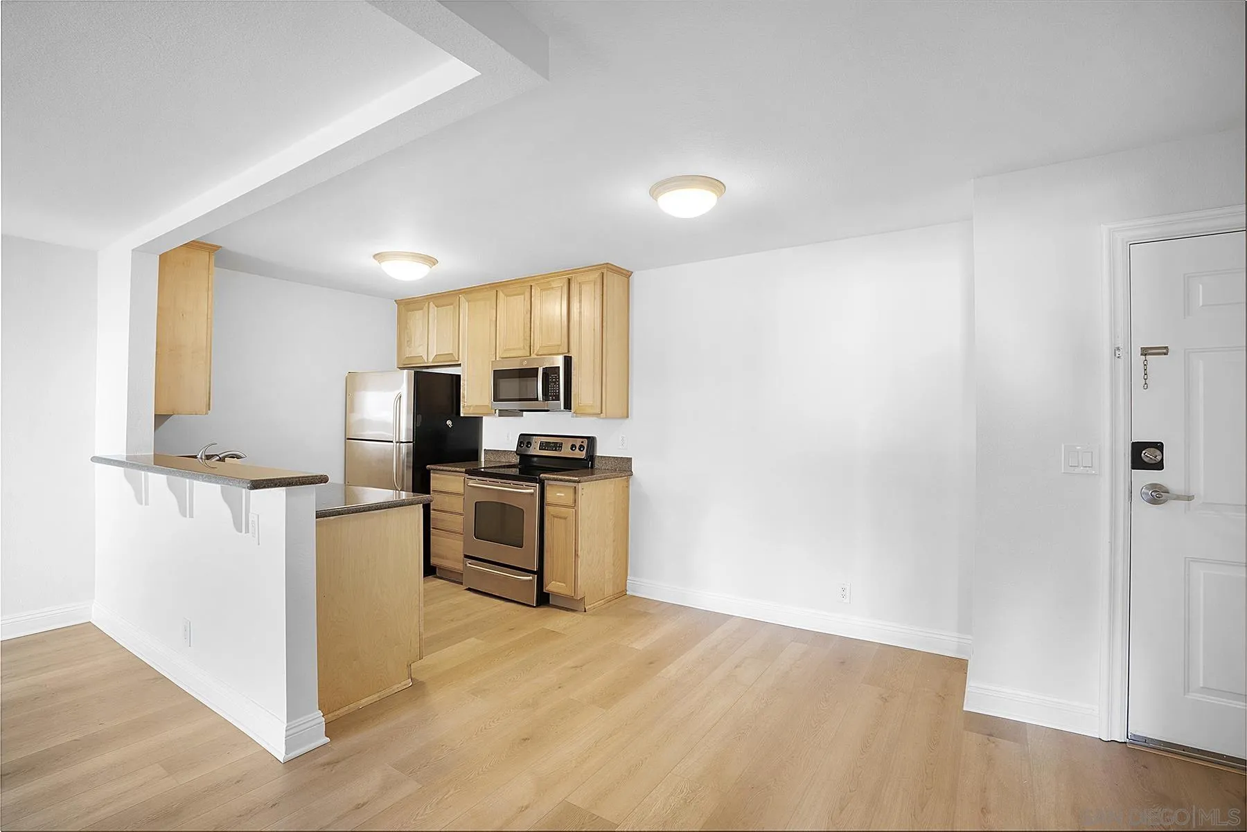 https://cdn.realtyfeed.com/cdn/127/250036441/39f50e80e3fbc5f68ef778c3ee024c2a.webp