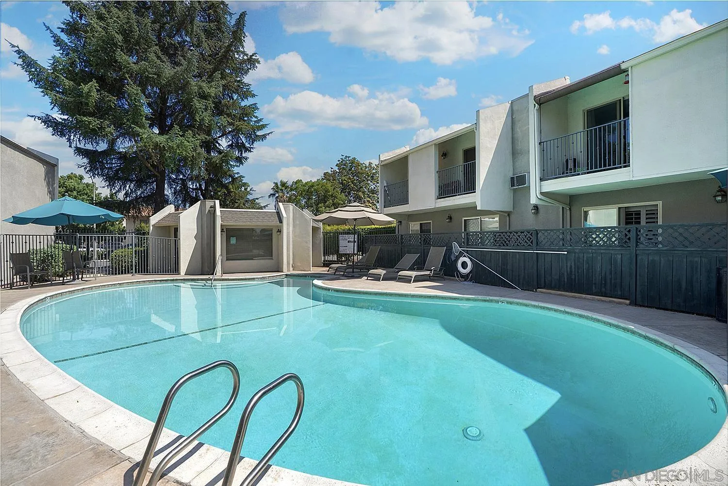 https://cdn.realtyfeed.com/cdn/127/250036441/43053ab3baafaec1038607b43e76b141.webp