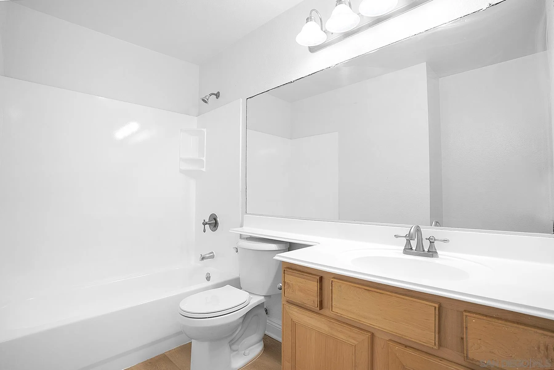 https://cdn.realtyfeed.com/cdn/127/250036441/a88cfe59d27732ad7a73d2e1faa7ea2c.webp