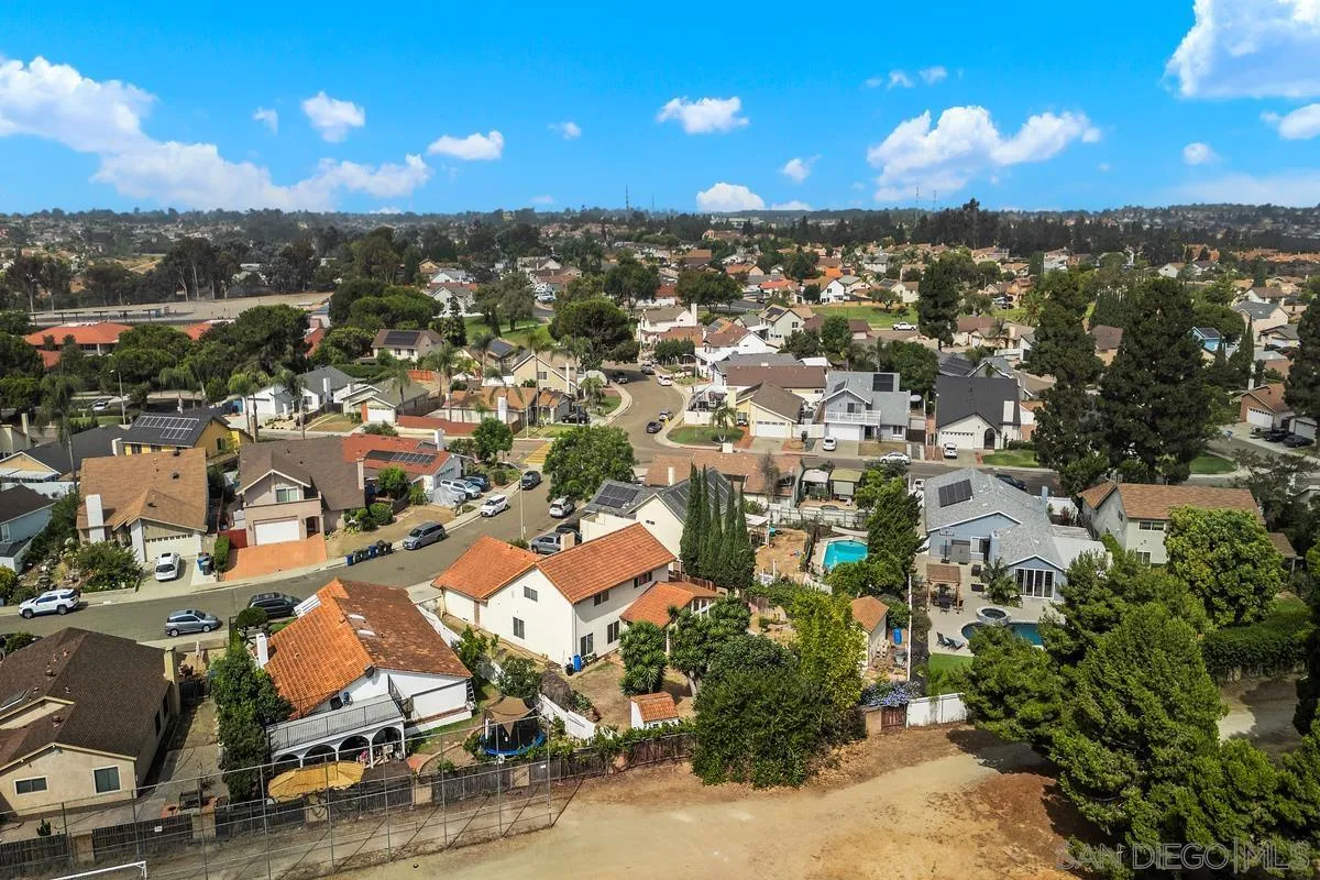 https://cdn.realtyfeed.com/cdn/127/250036442/09ef1b39bf4f117ea41de4ddf2dfb0f0.webp