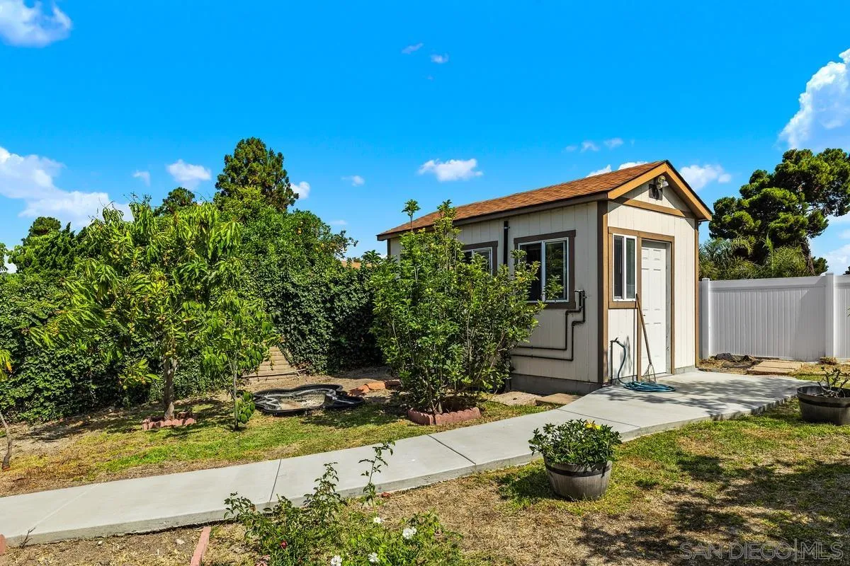https://cdn.realtyfeed.com/cdn/127/250036442/28c2e38e549e911f9ac2781b53666a8b.webp