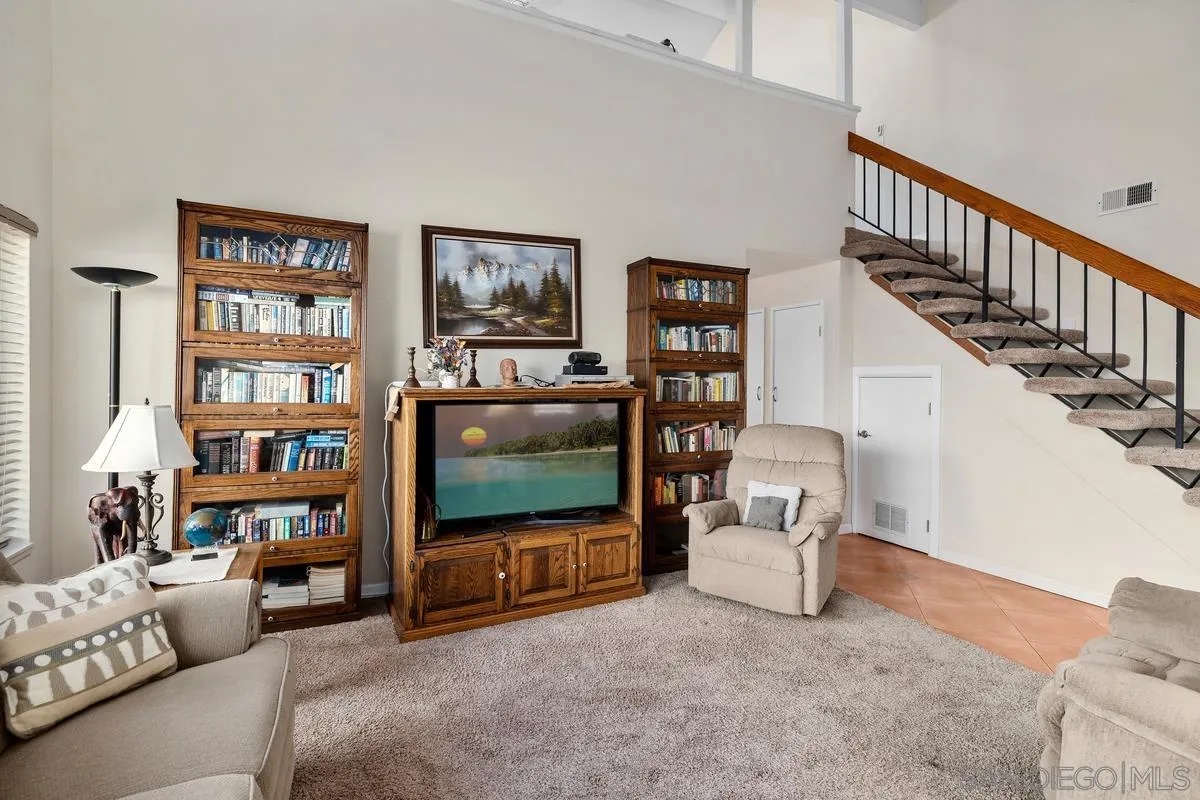 https://cdn.realtyfeed.com/cdn/127/250036442/584d396b6be7af7d2d8ba2eb64e8e6fd.webp
