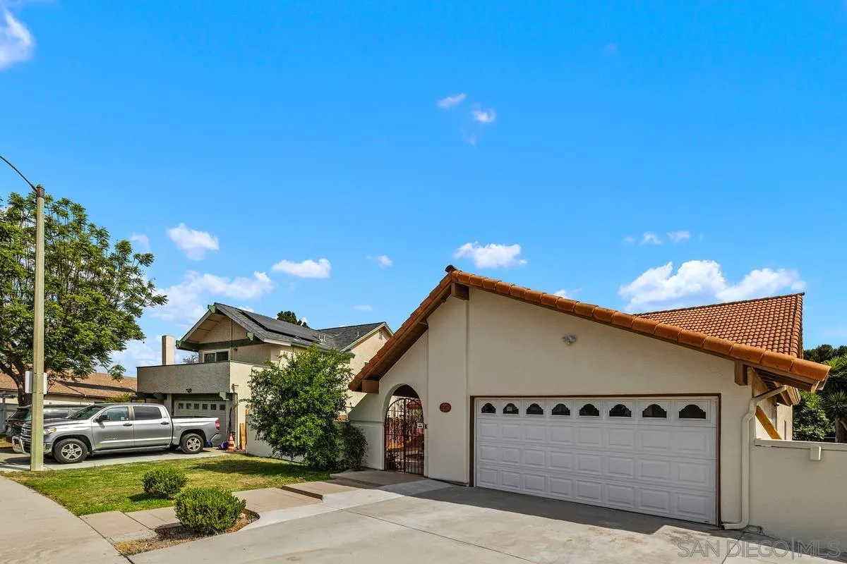 https://cdn.realtyfeed.com/cdn/127/250036442/969ef3458e77e08129134dd10be83e5d.webp