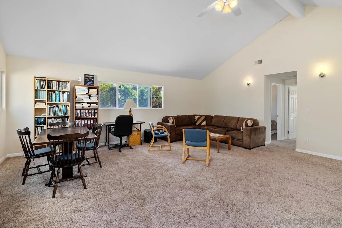 https://cdn.realtyfeed.com/cdn/127/250036442/cccdca9fda5bef048e6ffbc24edb65e1.webp