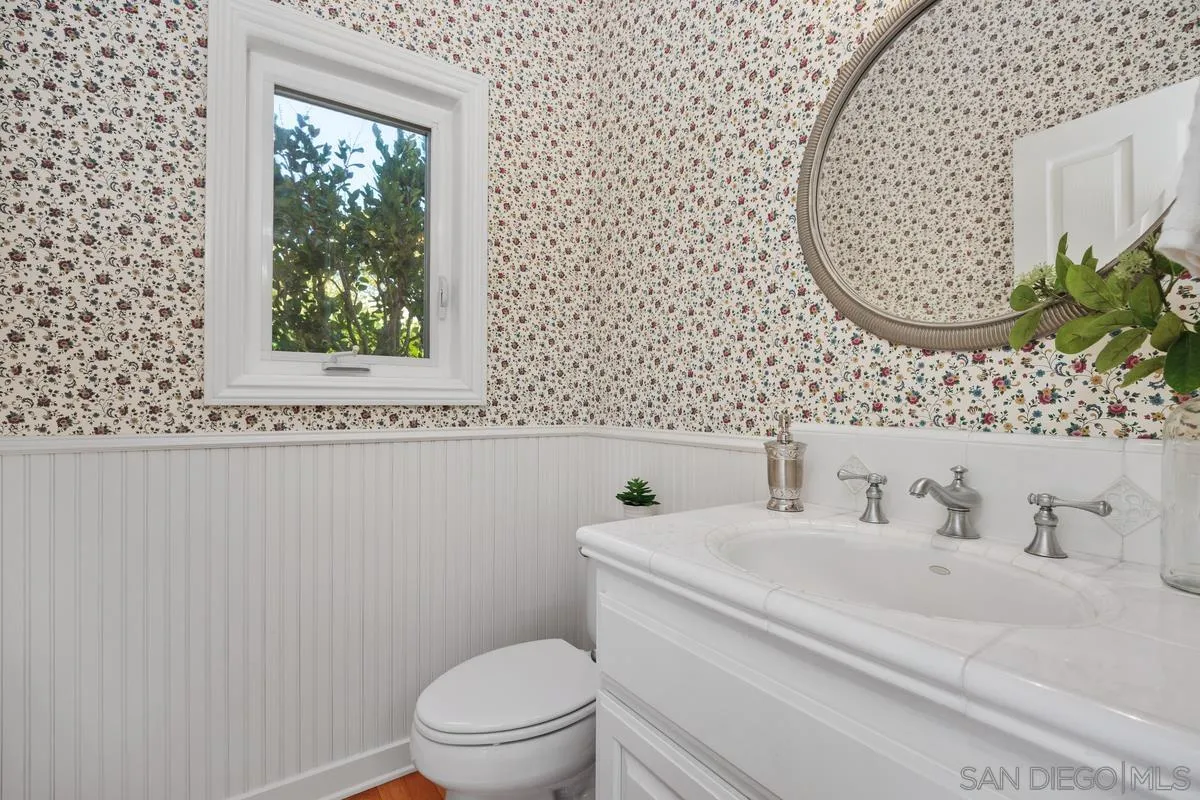 https://cdn.realtyfeed.com/cdn/127/250036443/2e34c9b4a4a0b48bebb35f8d0a3f7e6b.webp