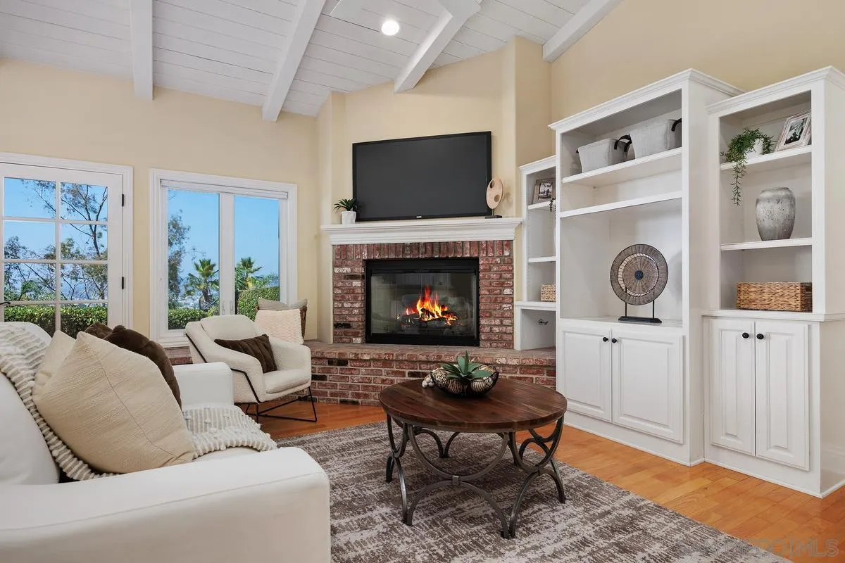 https://cdn.realtyfeed.com/cdn/127/250036443/3addf202dfb8698abec41e447aaa1da0.webp