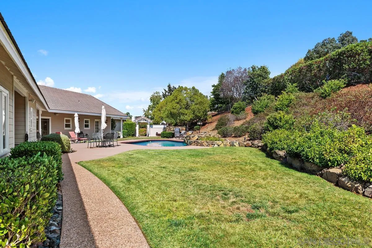https://cdn.realtyfeed.com/cdn/127/250036443/913fbd4a5edc801fea5ab56cb1ab2ba0.webp