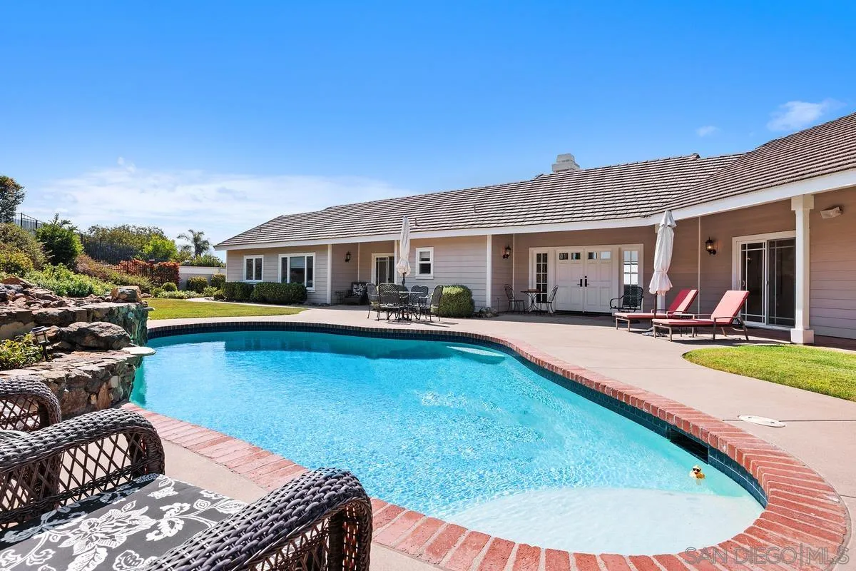 https://cdn.realtyfeed.com/cdn/127/250036443/e6f84aa877df9583b1a0e647e39bec38.webp