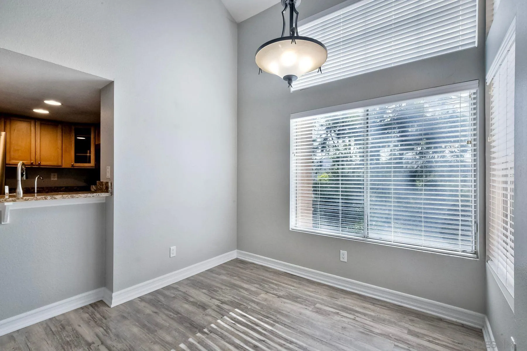 https://cdn.realtyfeed.com/cdn/127/250036445/064a1d0081ee6ba45e6f9b11a8dbcb94.webp