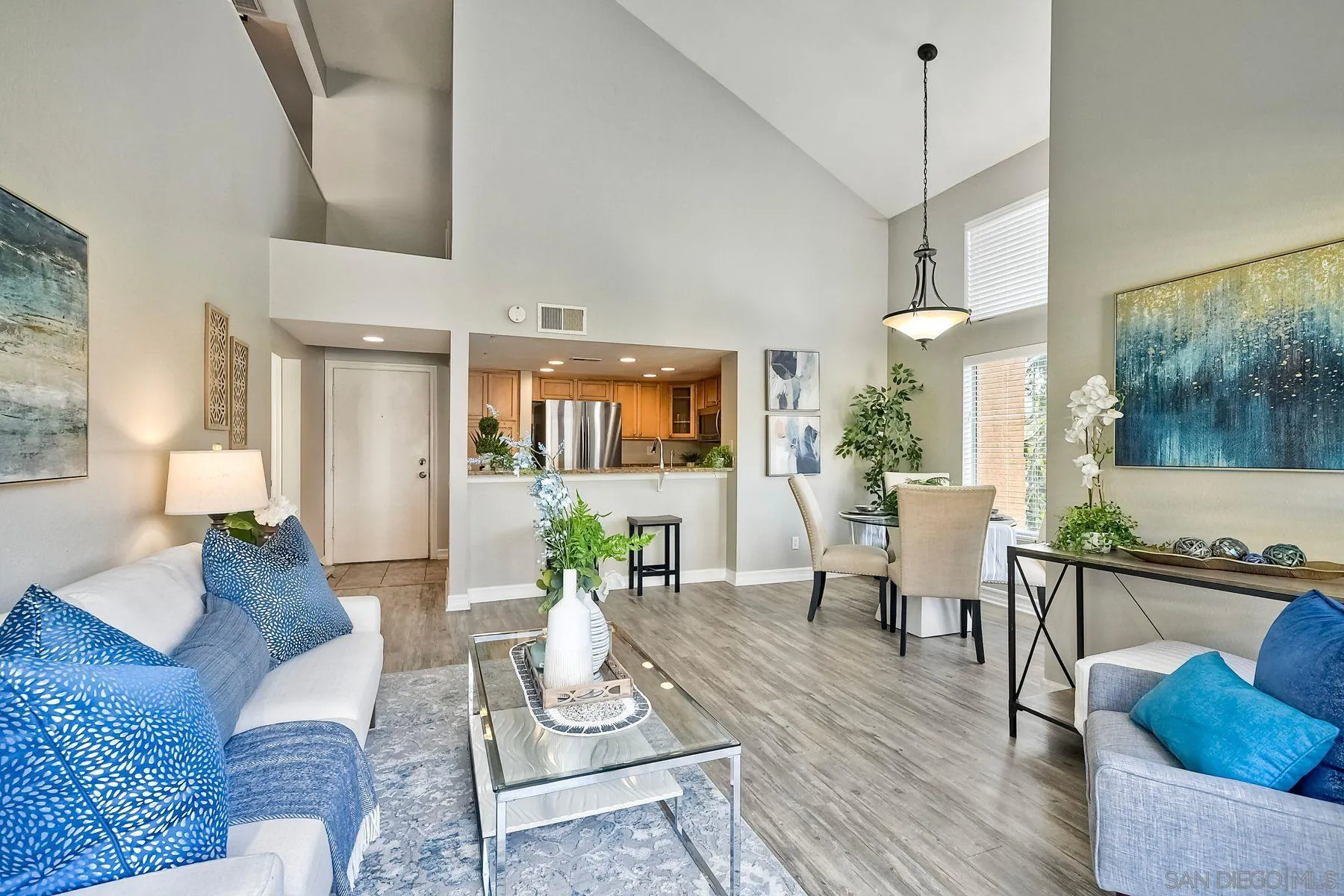 https://cdn.realtyfeed.com/cdn/127/250036445/16bd306ba2ece69253ab7fdc2fd18b74.webp