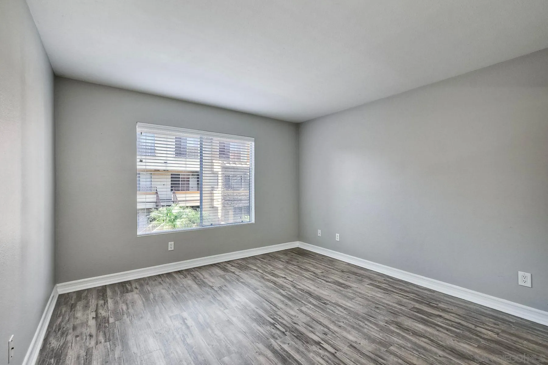 https://cdn.realtyfeed.com/cdn/127/250036445/3a2327acaaf98d3d0f8e86fa19239e41.webp