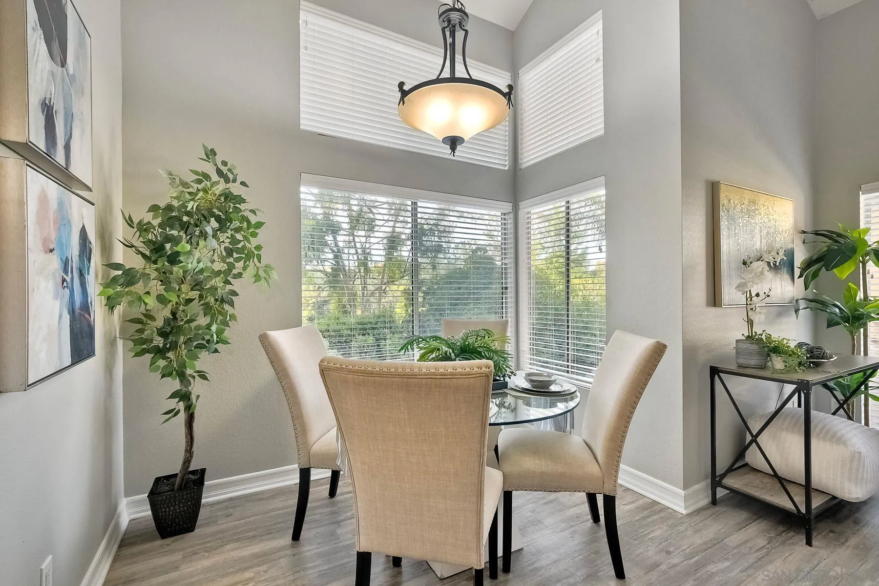 https://cdn.realtyfeed.com/cdn/127/250036445/6869916f58d80d2c3a91b7b1148495b9.webp