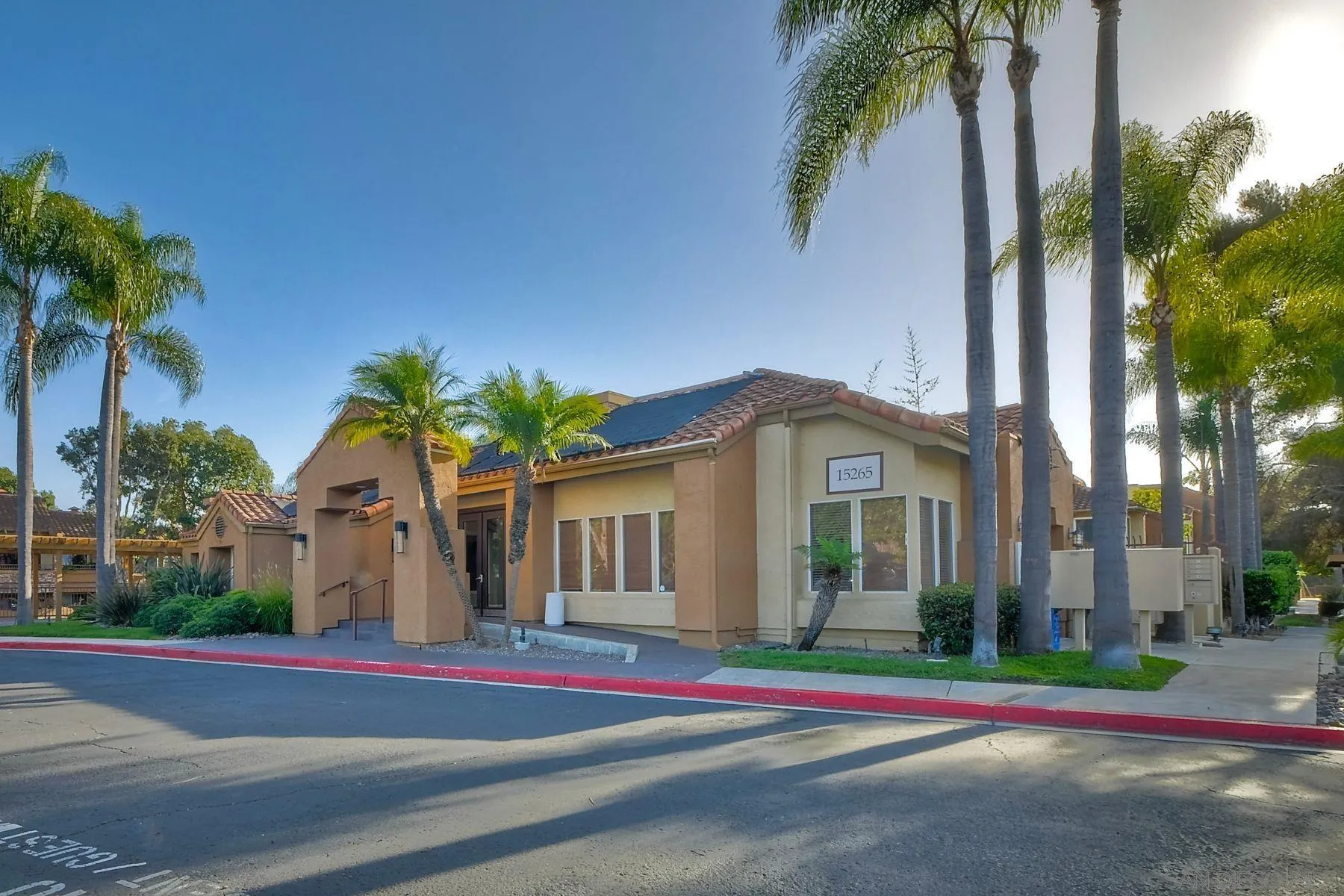 https://cdn.realtyfeed.com/cdn/127/250036445/a374cb1c25b21869463a0d9767aa158f.webp