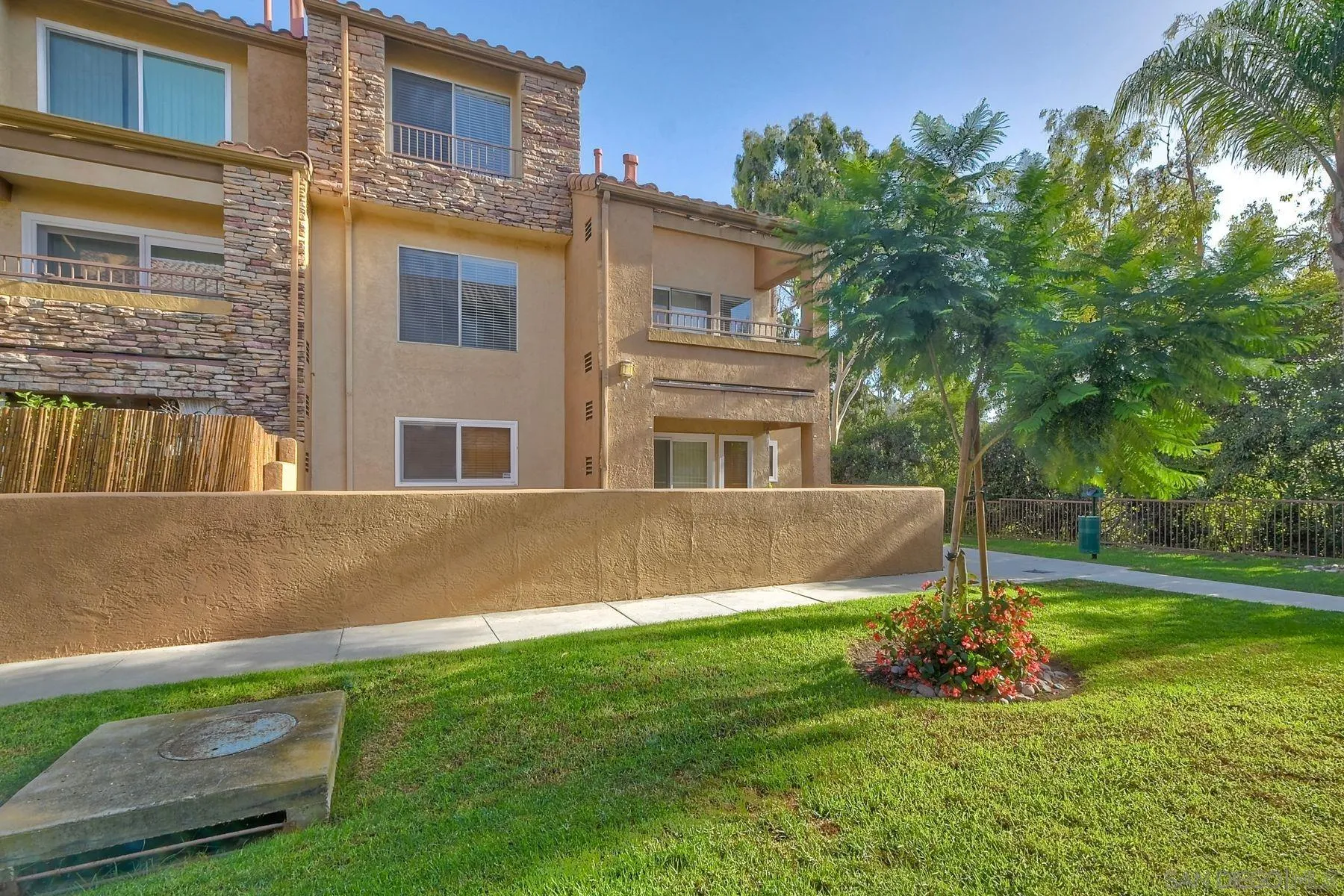 https://cdn.realtyfeed.com/cdn/127/250036445/dcc51c82ab5f5be283622c5615f3a793.webp
