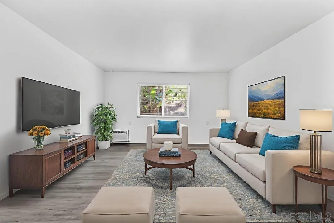 https://cdn.realtyfeed.com/cdn/127/250036449/45f6adbe1402b979b61335f67b02ea57.webp