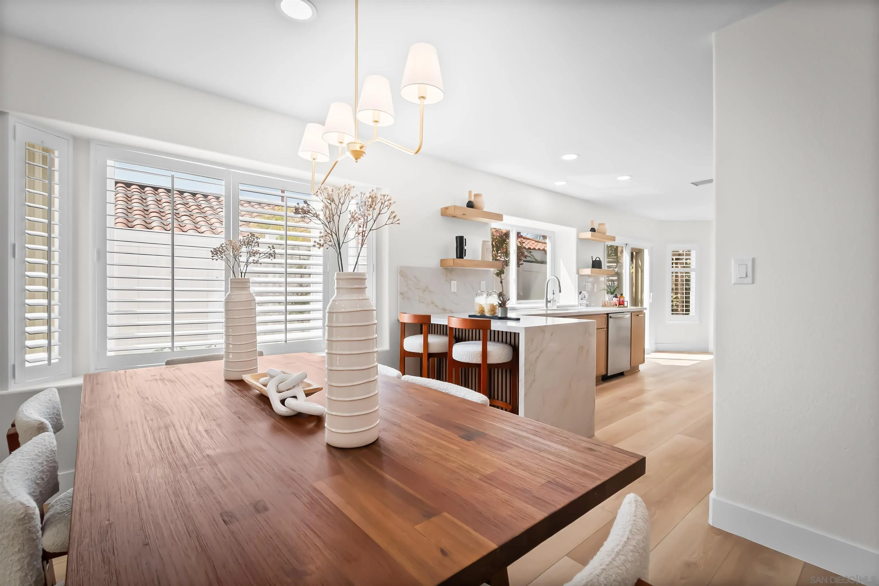 https://cdn.realtyfeed.com/cdn/127/250036452/9a4628d2103397d36a9202b7641dd839.webp